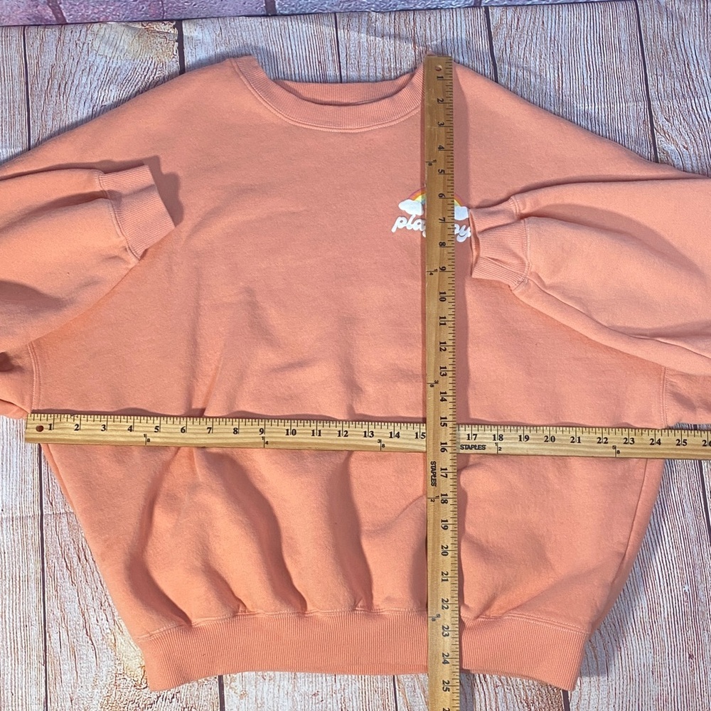 Playboy x PacSun Women’s XS Peach Crewneck Sweatshirt Rainbow Logo Y2K - Picture 8 of 14